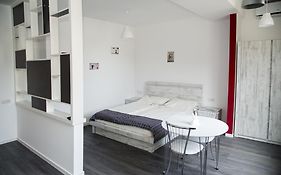 Apartments On Mashtots By Picnic